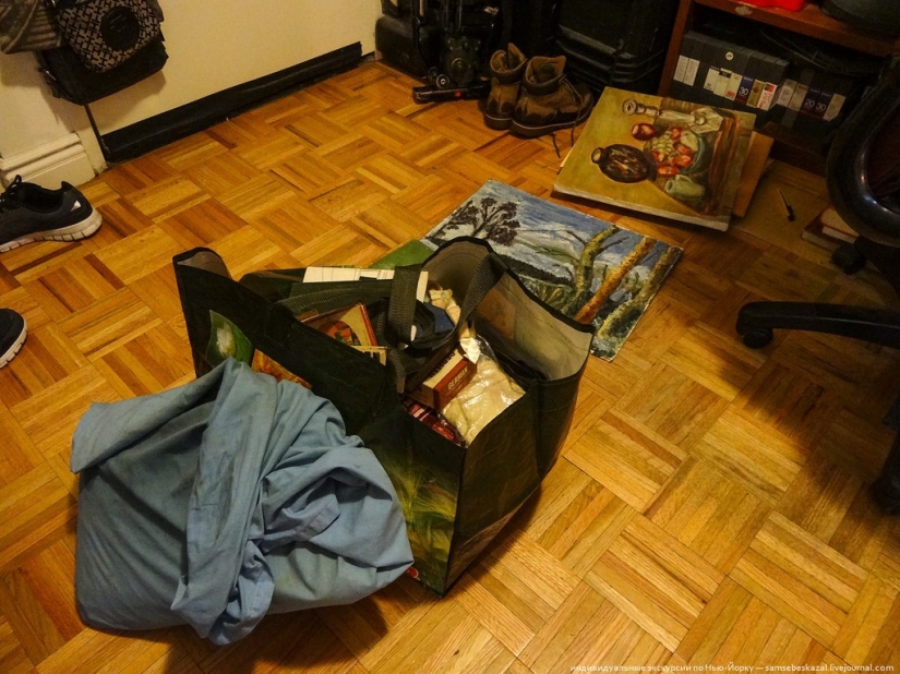 Amazing finds in a New York dumpster