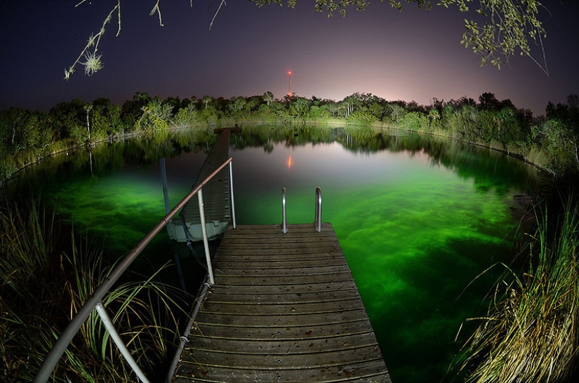 Amazing underwater caves Amazing underwater caves