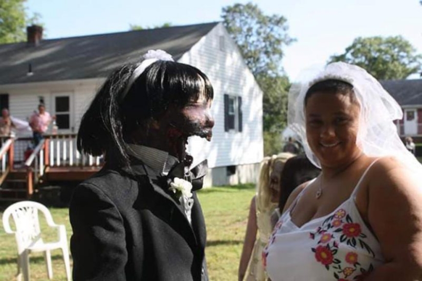 Amor a muerte: Una mujer de 21 años que se casó con un zombi se jacta de una vida familiar feliz