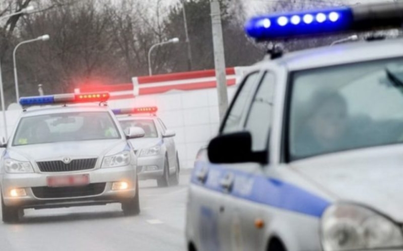 Amor y G: un aldeano borracho robó un automóvil de eliminación de aguas residuales por tercera vez por el bien de su amada