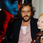 An amazing love story, or How Andreas Kronthaler conquered the Queen of British style Vivienne Westwood An amazing love story, or How Andreas Kronthaler conquered the Queen of British style Vivienne Westwood