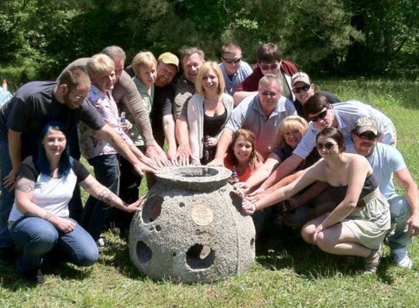An American funeral services firm offers to turn the ashes of the dead into coral reefs An American funeral services firm offers to turn the ashes of the dead into coral reefs
