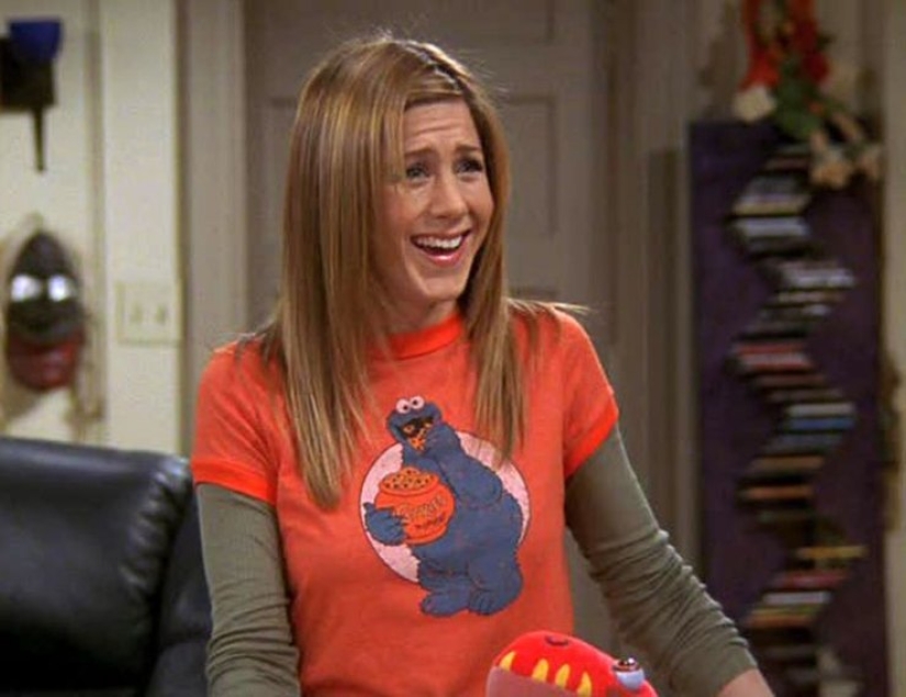 An excursion into the terrible trends of the past: from a "limping" skirt to a dog accessory