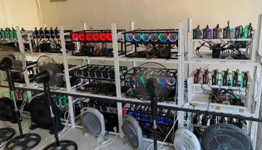 An expensive farm for mining cryptocurrencies burned down due to penny savings