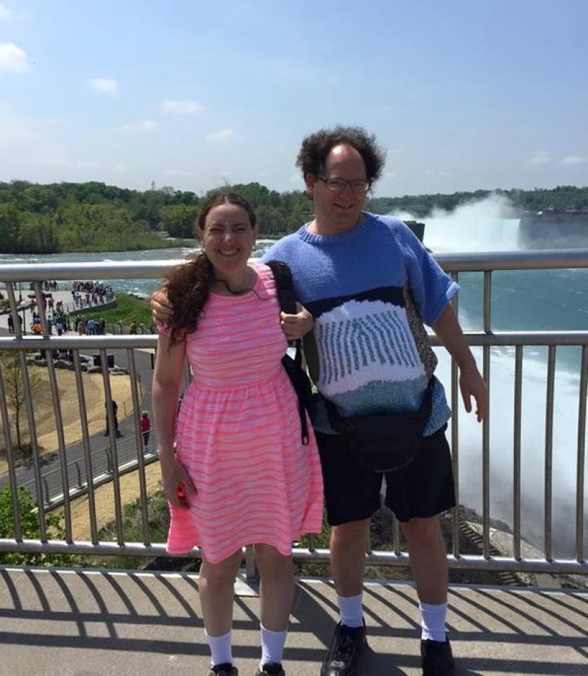 An icon of style, or What a fashionable sweater should be