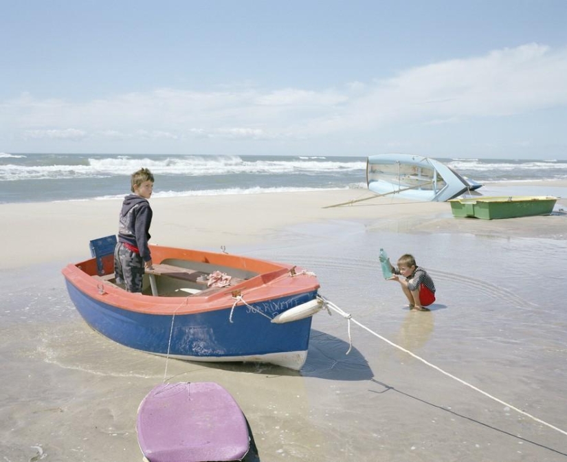 An island of freedom and warmth: the last wild beach of Piemanson