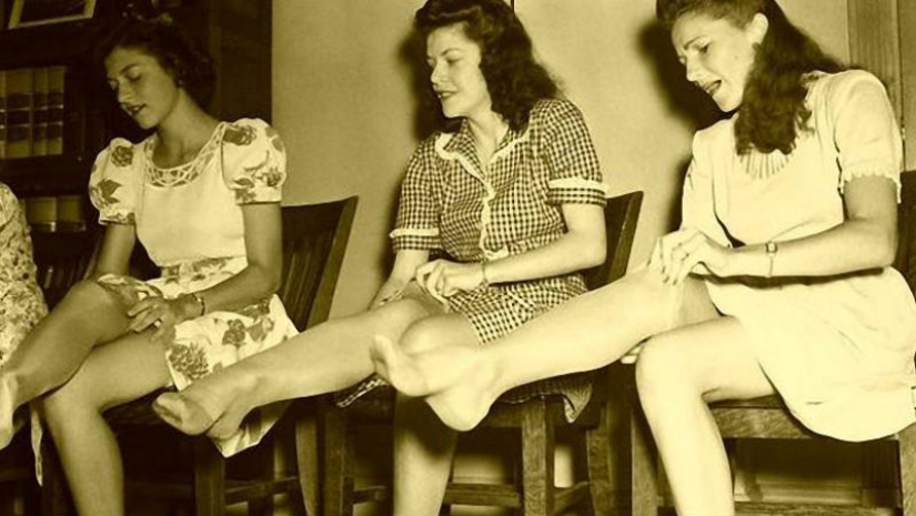And on this day, women found happiness: 78 years ago, nylon stockings went on sale