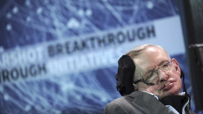 "And the Earth will turn into a flaming ball": Stephen Hawking predicted the death of mankind