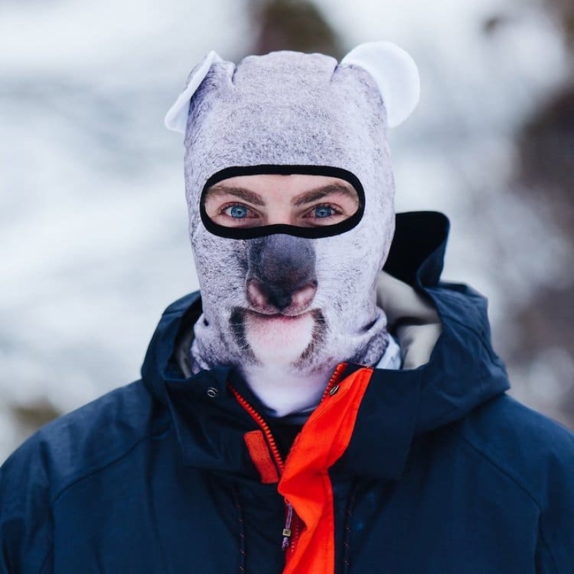 Animales en esquís: diseñadores de Canadá han creado pasamontañas "animales"