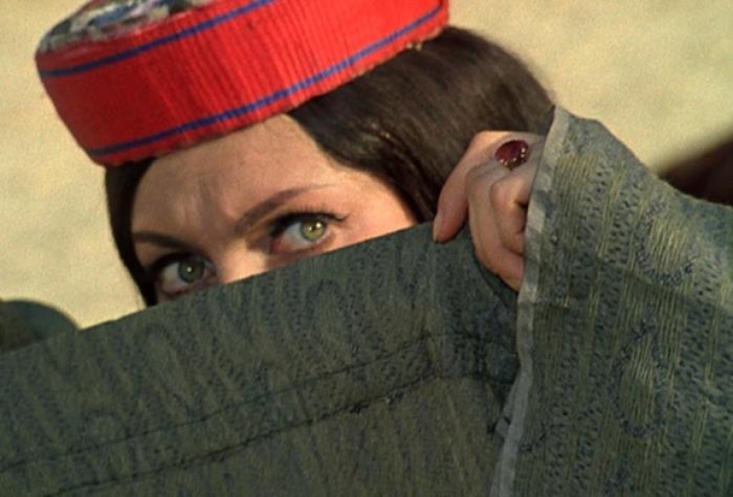 Another ending and refusal to shoot nude: what remained behind the scenes of the filming of the "White Sun of the Desert"