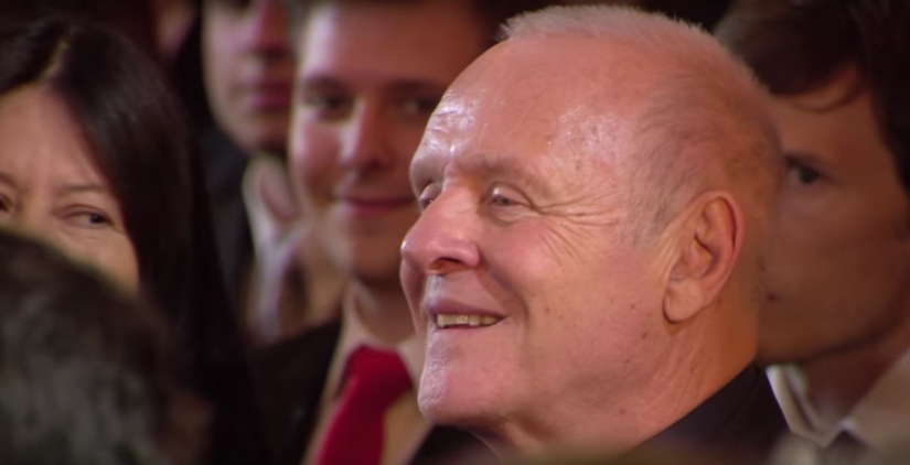 Anthony Hopkins escribió el vals mágico hace 50 años y finalmente lo escuchó por primera vez interpretado por una orquesta Anthony Hopkins escribió el vals mágico hace 50 años y finalmente lo escuchó por primera vez interpretado por una orquesta
