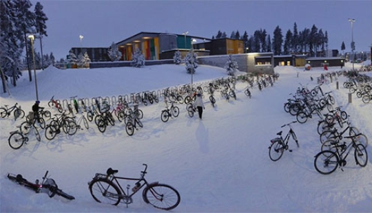 Antifreeze in the blood: Finnish children ride bicycles to school at a temperature of — 17C Antifreeze in the blood: Finnish children ride bicycles to school at a temperature of — 17C