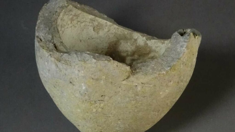 Archaeologists found medieval hand grenades in Jerusalem
