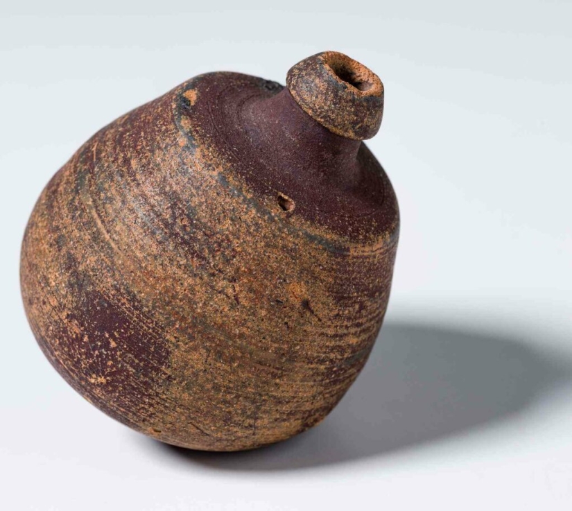 Archaeologists found medieval hand grenades in Jerusalem