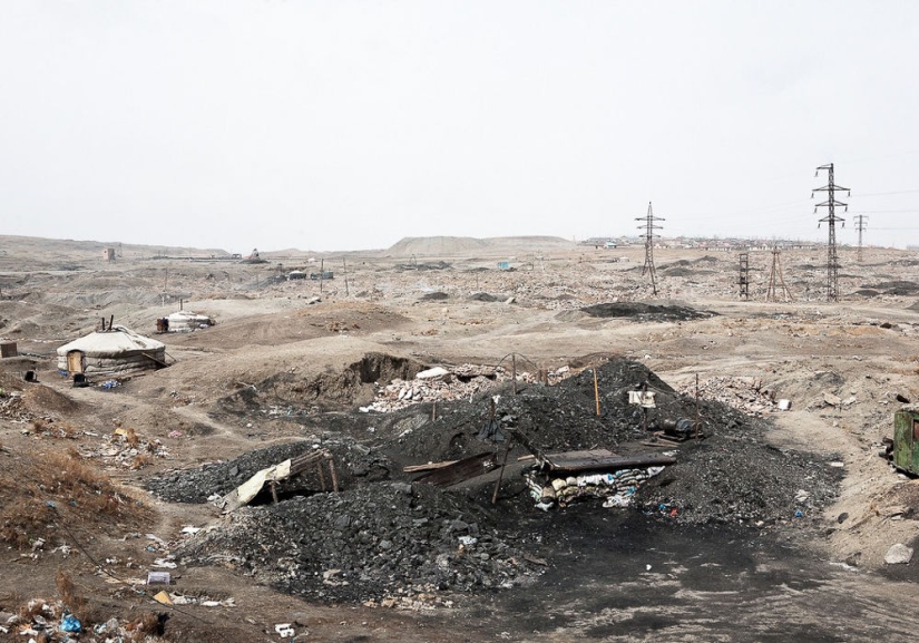 Are the Mongols no longer nomads?