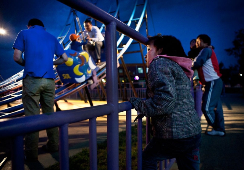 Are the Mongols no longer nomads?