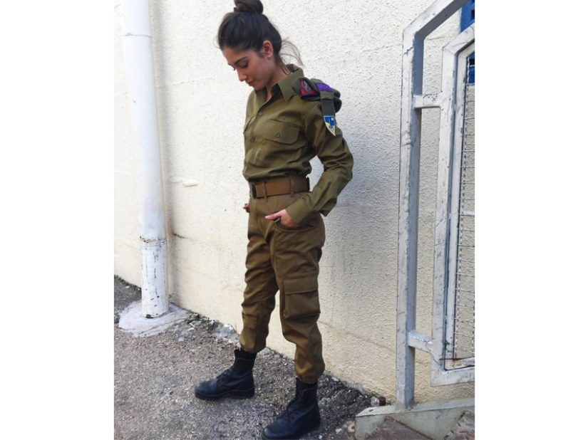 Armados con belleza: 25 fotos de bellezas sirviendo en el ejército israelí Armados con belleza: 25 fotos de bellezas sirviendo en el ejército israelí