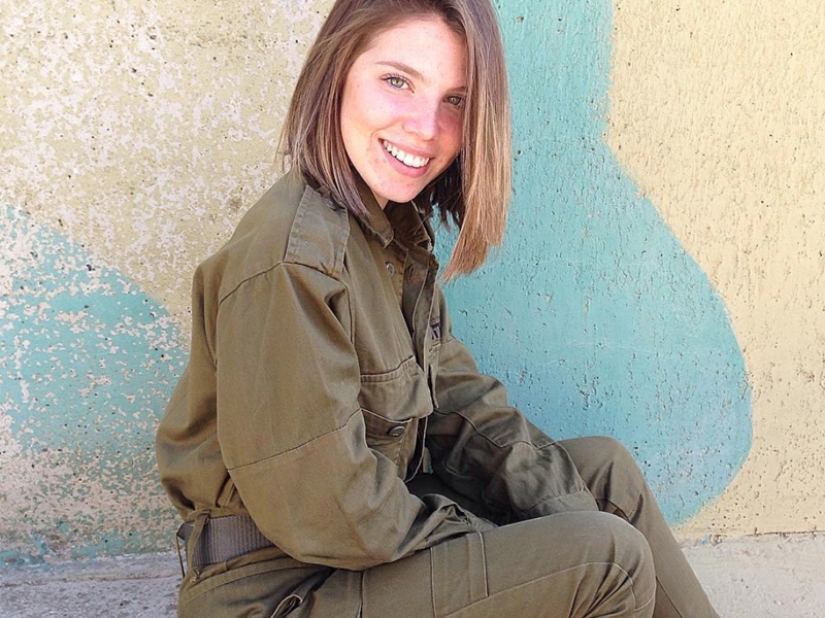 Armados con belleza: 25 fotos de bellezas sirviendo en el ejército israelí Armados con belleza: 25 fotos de bellezas sirviendo en el ejército israelí