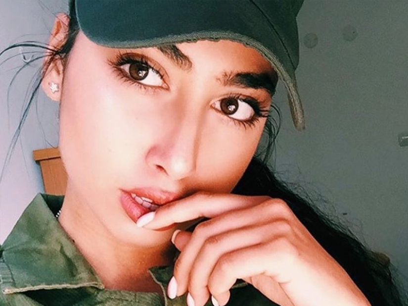 Armados con belleza: 25 fotos de bellezas sirviendo en el ejército israelí Armados con belleza: 25 fotos de bellezas sirviendo en el ejército israelí