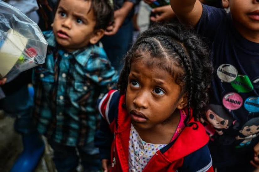 At the price of children's tears: Venezuela pays too much for democracy