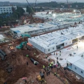 Atención de emergencia: dentro de un hospital chino para infectados por coronavirus, construido en solo 9 días