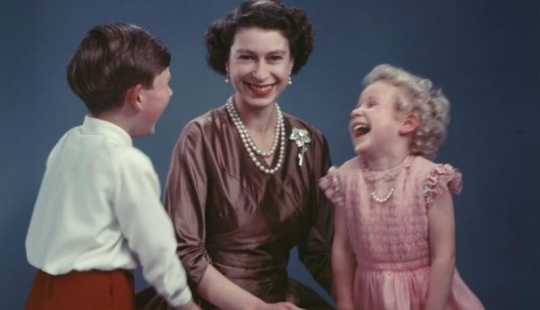 Baba Lisa's wonderful Instagram is a story right now