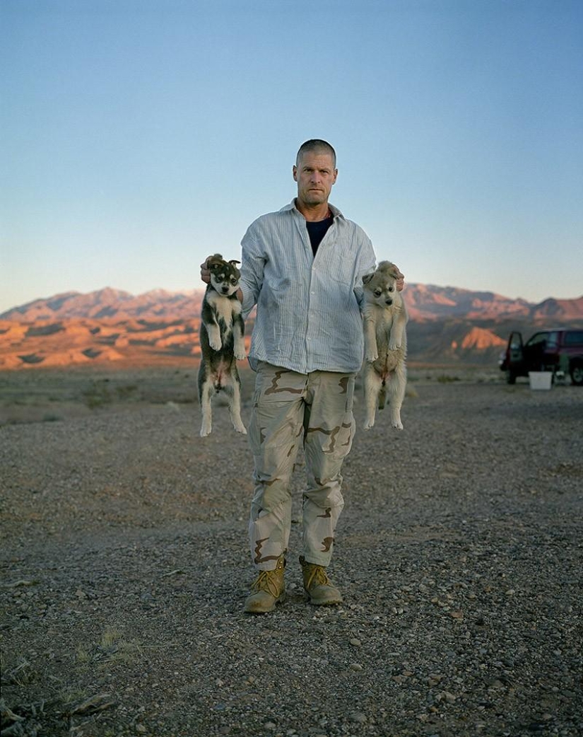 Back to the origins: How modern hunters and gatherers live Back to the origins: How modern hunters and gatherers live