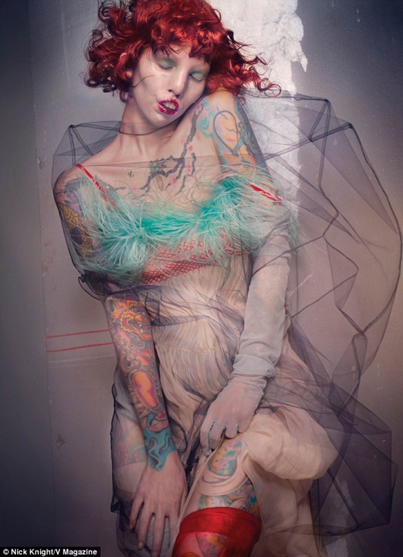 Beauty is not for everyone: a model with cat's eye syndrome