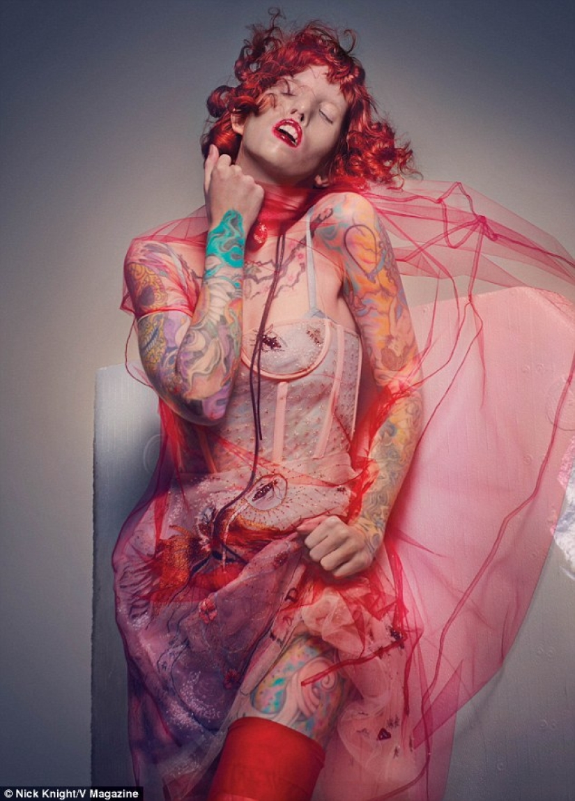 Beauty is not for everyone: a model with cat's eye syndrome