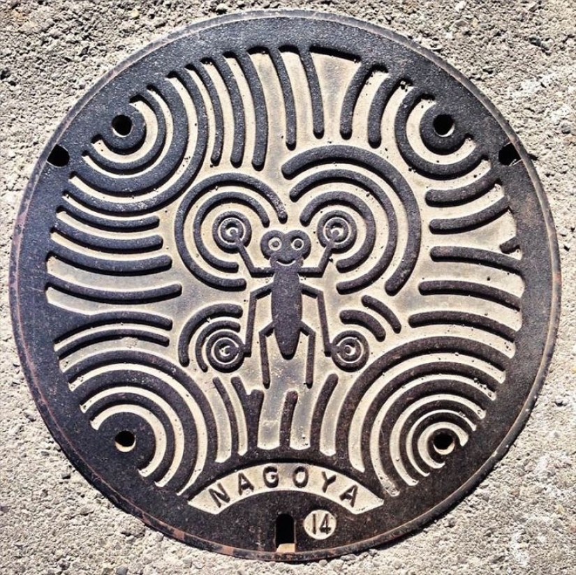 Beauty underfoot: the most beautiful manholes from Japan Beauty underfoot: the most beautiful manholes from Japan