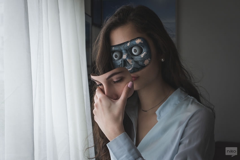 Beber aceite, contactos limpios: el francés mostró la vida cotidiana de robots simples