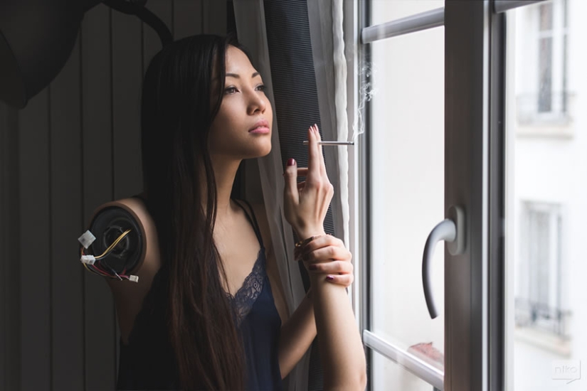 Beber aceite, contactos limpios: el francés mostró la vida cotidiana de robots simples