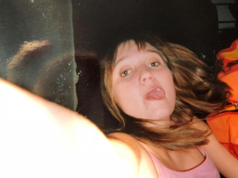 Benjamin Button Effect: 31-year-old British woman "ages the other way around" and looks younger than at 15