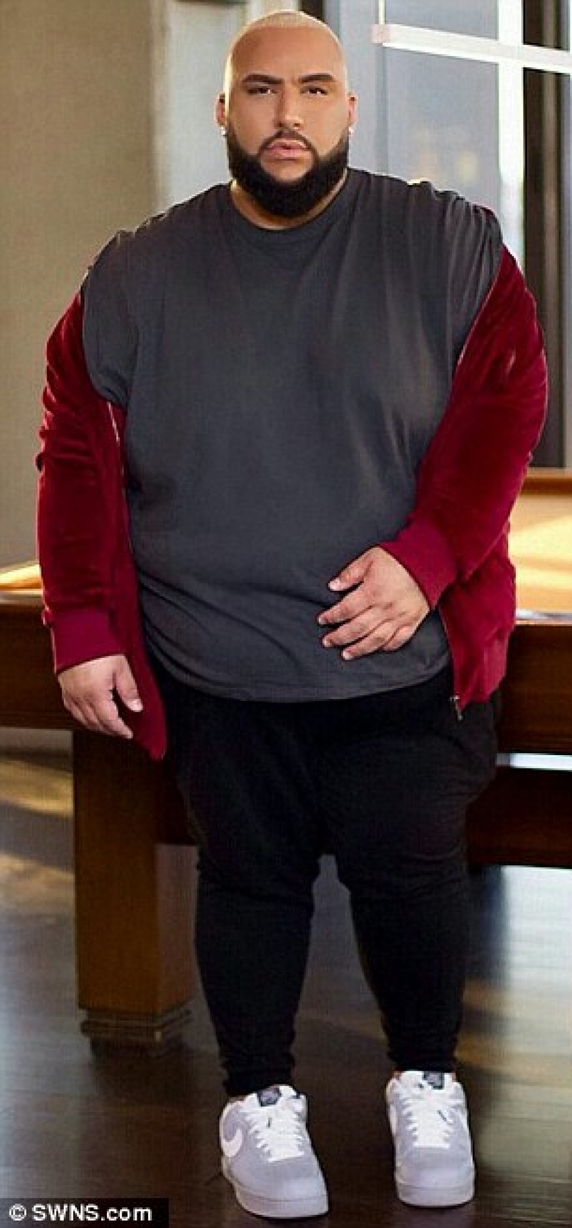 "Big guys love fashion too": The 5XL model proudly shows off all her 180 kilograms