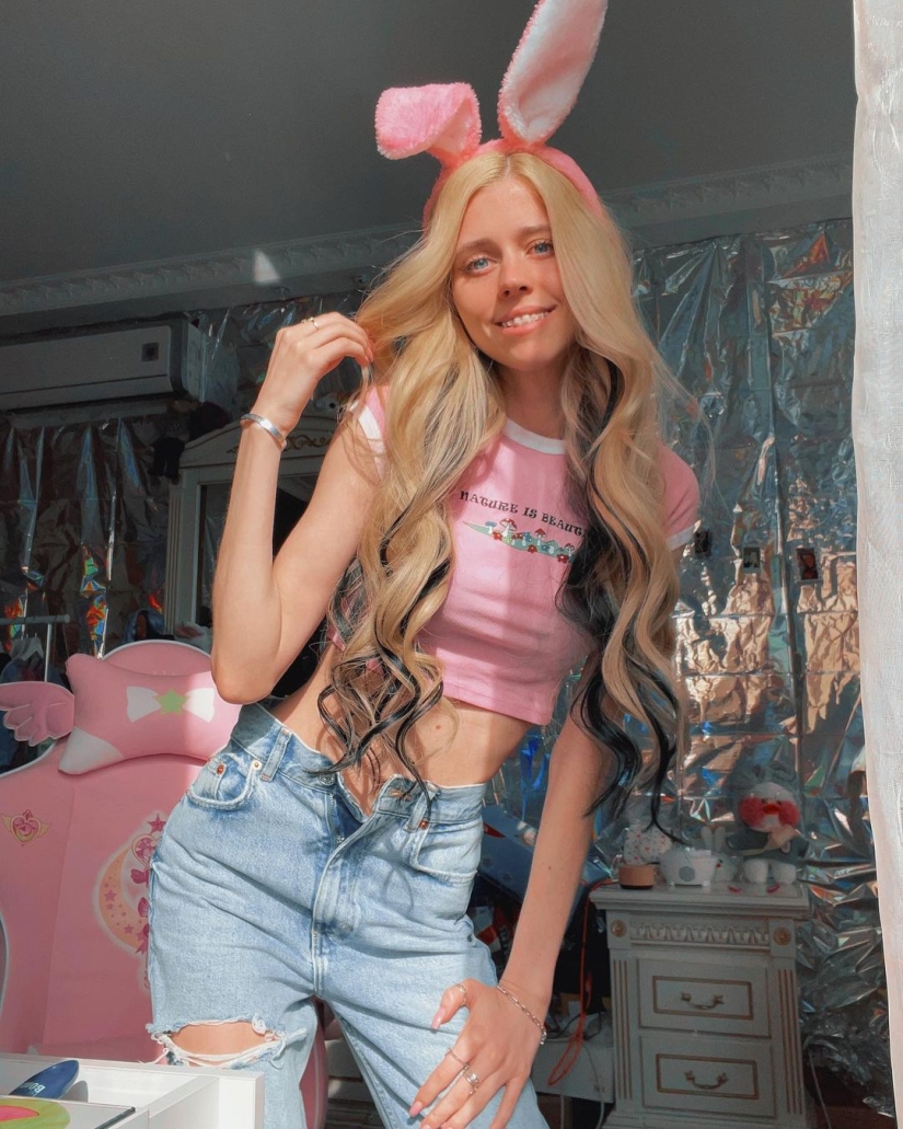 Blogger Nastya Kosh: de una chica desconocida a una estrella de las redes sociales
