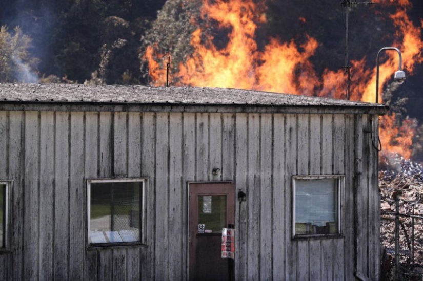 Bourbon in rivers and ethanol in the air: Jim Beam whiskey warehouses burn in Kentucky