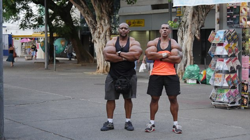 Brazilian competitors of "Ruk-bazook": Hulk and Conan inject animal drug to increase the volume of biceps