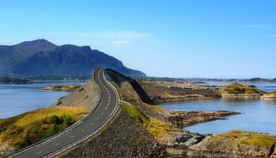 Breathtaking roads that will make you gasp in amazement