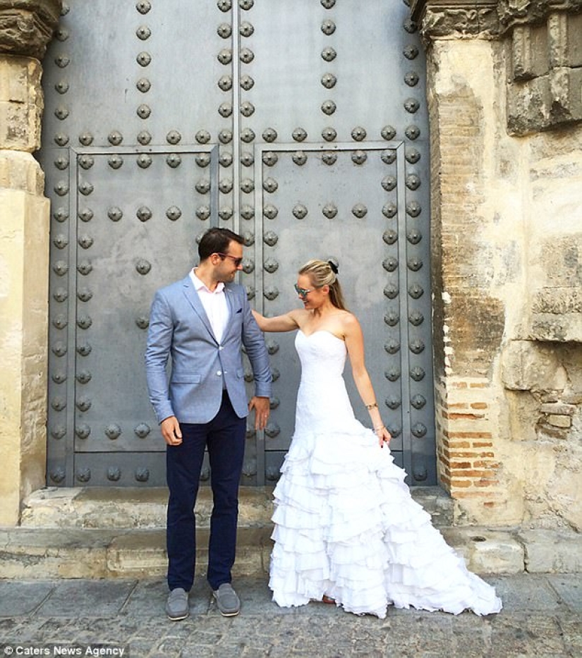 British couple lost their wedding photos, but even glad about it