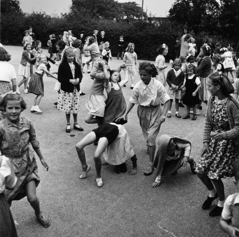 Broke through: historical pictures of the baby boom in the USA