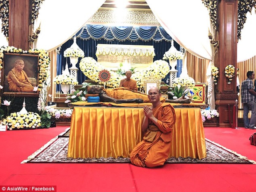 Buddhist monk smiled two months after death