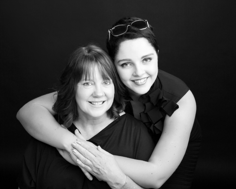 Business lady to the tip of her nails: how a young British woman became a millionaire