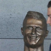Bust of Cristiano Ronaldo Unveiled in Portugal Bust of Cristiano Ronaldo Unveiled in Portugal