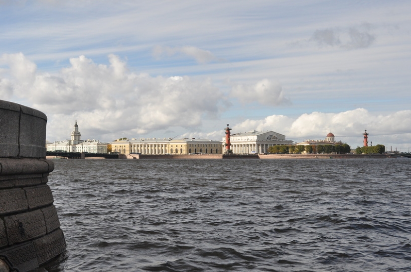 Caminata cinematográfica con Sergey Bodrov a los lugares de rodaje de la película "Brother" Caminata cinematográfica con Sergey Bodrov a los lugares de rodaje de la película "Brother"