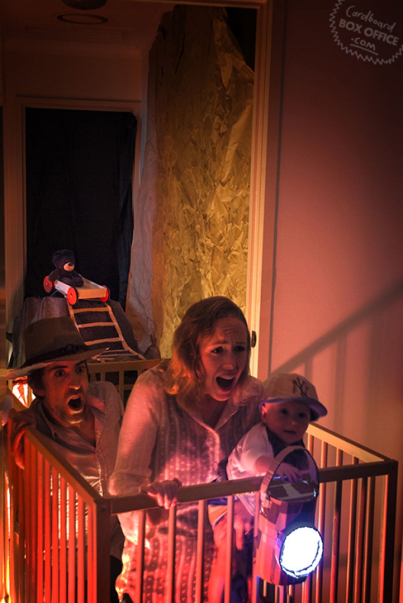 Cartón y un poco de imaginación: un niño de dos años y sus padres recrean escenas de películas y series de televisión