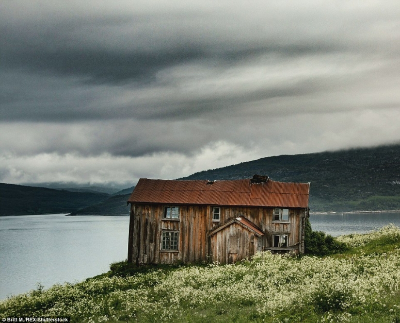 Casas abandonadas de Escandinavia, complementando la belleza de la naturaleza del norte