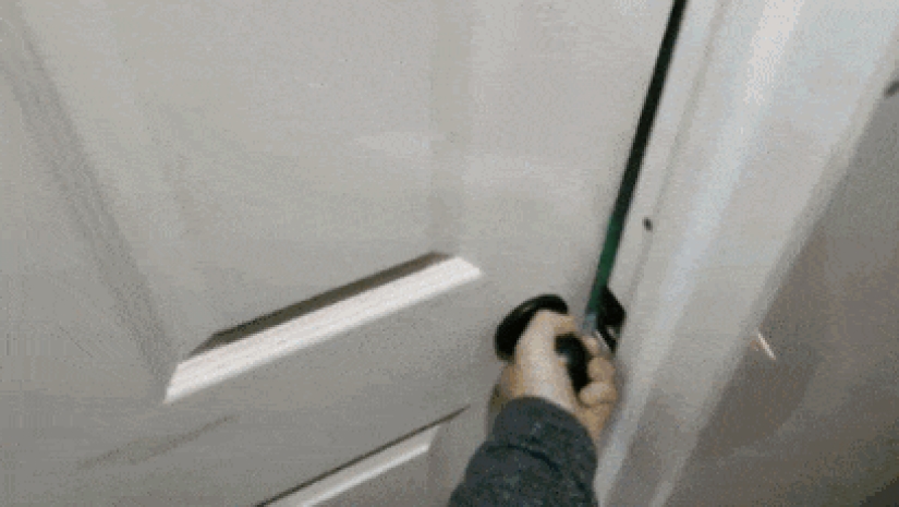 Cat's paradise with his own hands: the guy converted the basement into a room for his dead brother's pets Cat's paradise with his own hands: the guy converted the basement into a room for his dead brother's pets