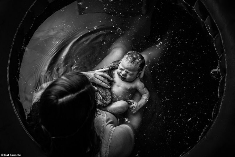 Celebración de la vida: las primeras lágrimas, alegría, llanto y dolor en las fotos del concurso anual "El nacimiento se convierte en ella"