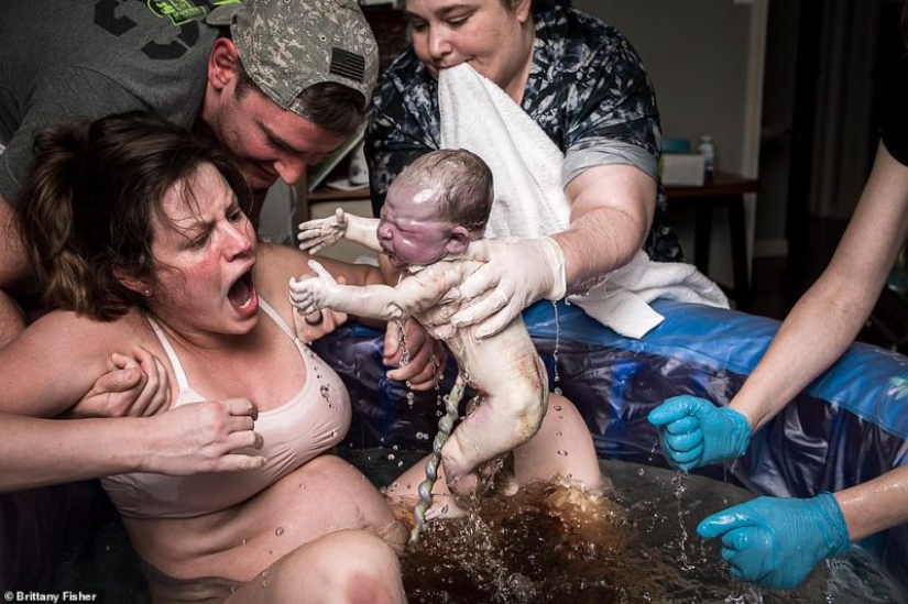 Celebración de la vida: las primeras lágrimas, alegría, llanto y dolor en las fotos del concurso anual "El nacimiento se convierte en ella"