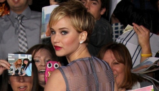 Celebrity Secrets: 10 Celebrities With the Weirdest Middle Names